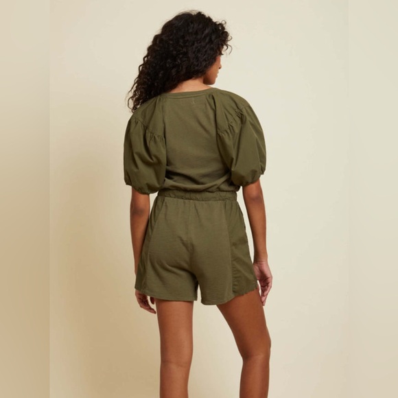 NATION LTD Garner Combo Romper - Ivy Green Size XS Cotton Puff Sleeves Neutral - Picture 2 of 16